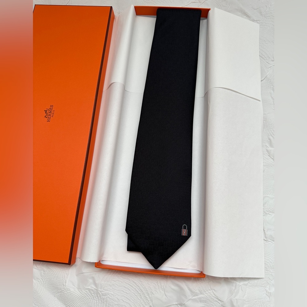 Hermes Pinces H tie